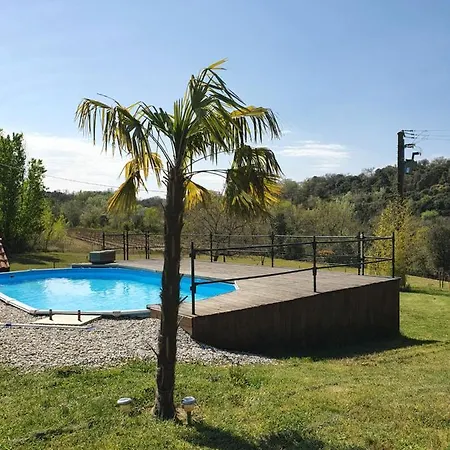 Mas des gardies Saint-Julien-de-Peyrolas Exterior foto