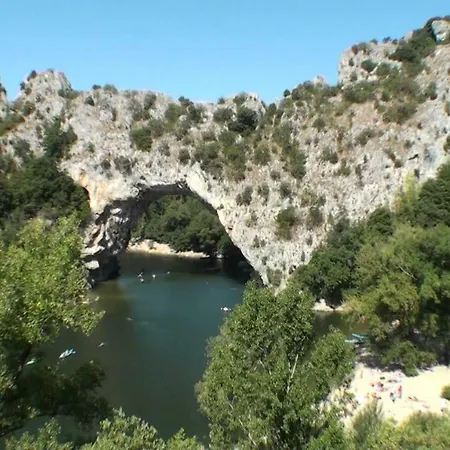 Mas des gardies Saint-Julien-de-Peyrolas Exterior foto