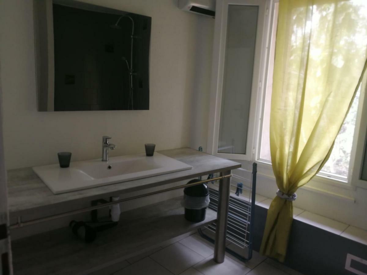 Mas Des Gardies Country house Saint-Julien-de-Peyrolas